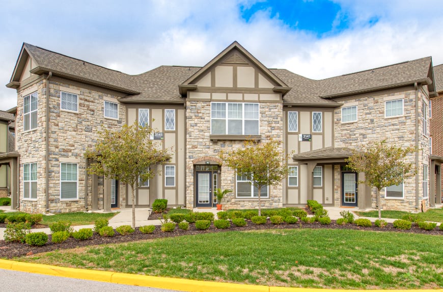 Noblesville townhomes with separate entrances.